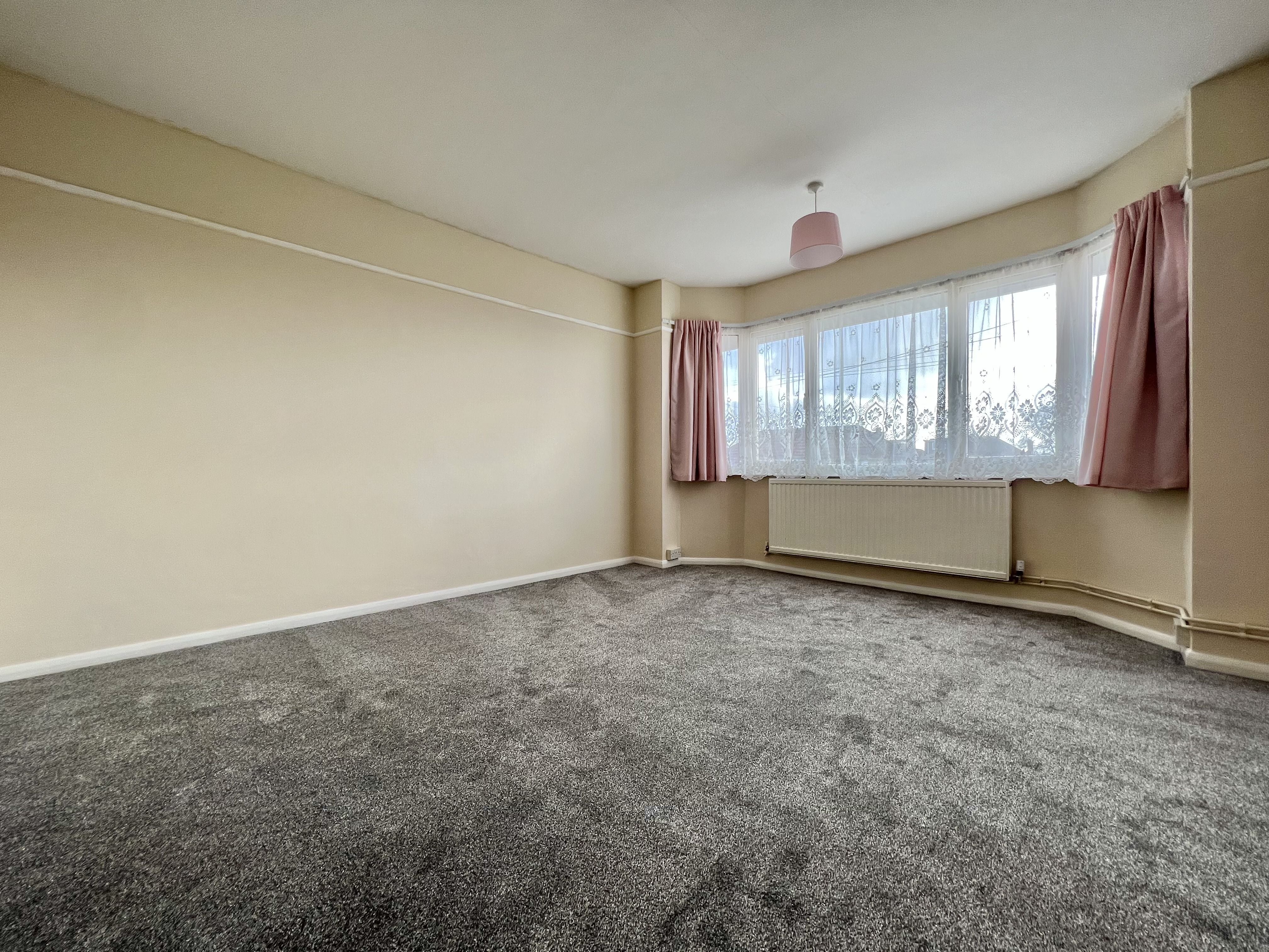 Flat Wickham Avenue in Thanet