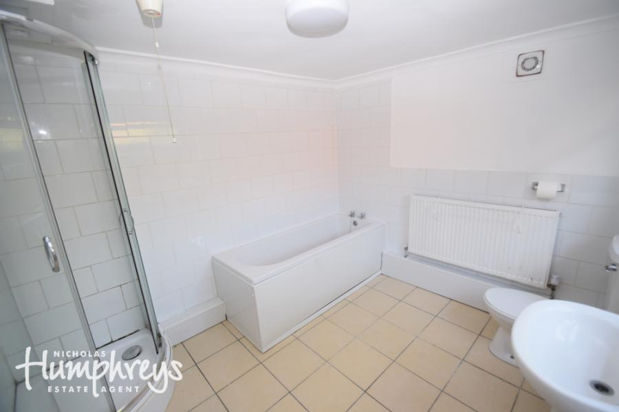 Room Watford Street in Stoke-on-Trent