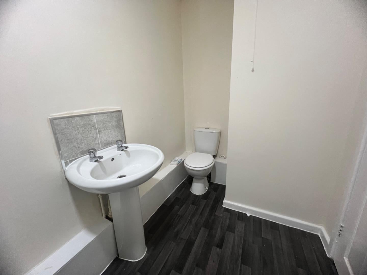 Flat Fosdyke Green in Middlesbrough