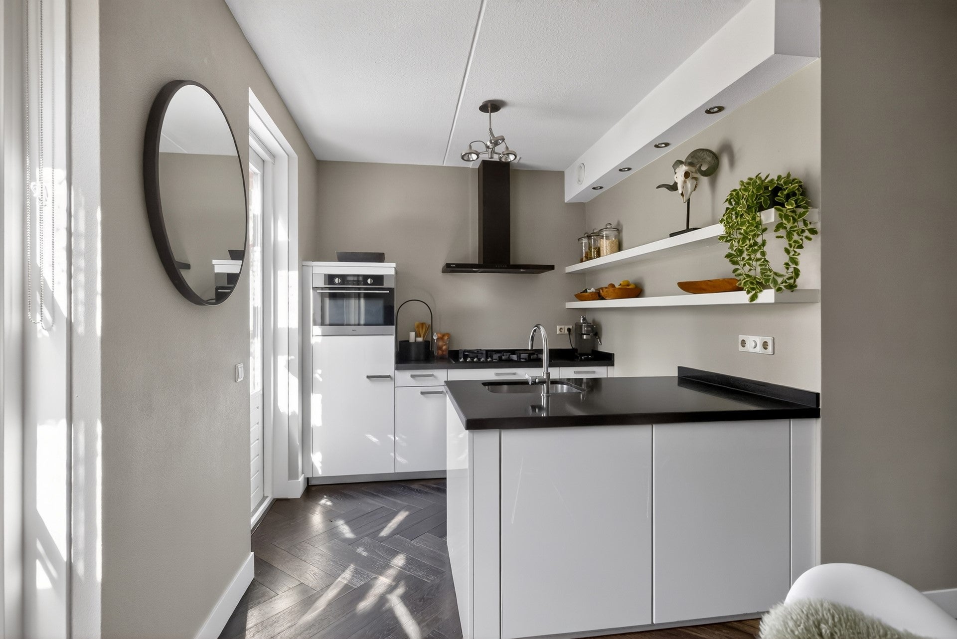 Tussenwoning te koop: Kleine Hoorn 18, Marum