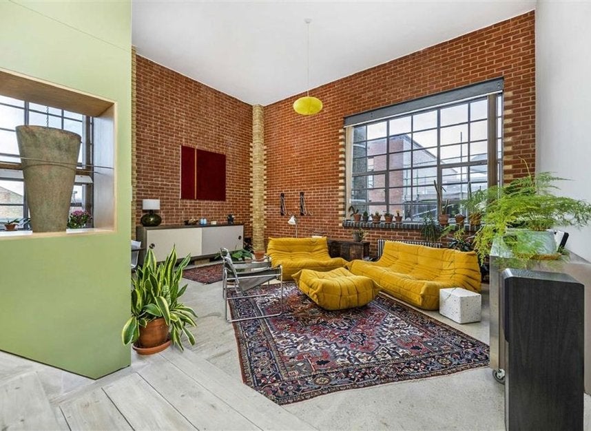 Flat Shepherdess Place in Greater London