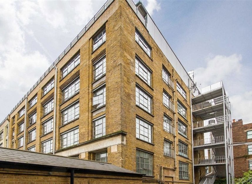 Flat Shepherdess Place in Greater London