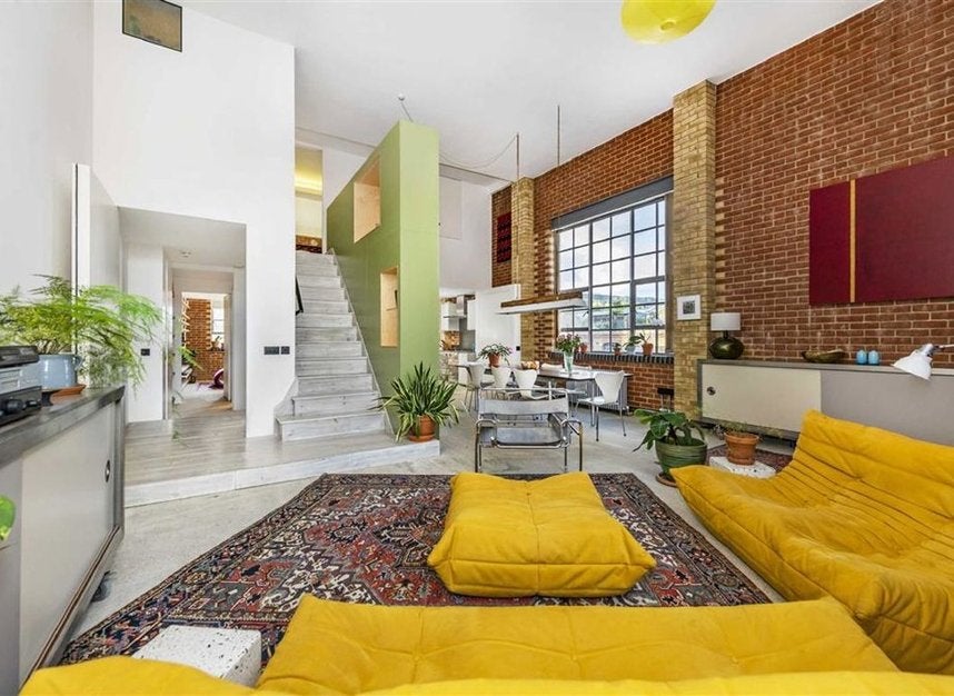 Flat Shepherdess Place in Greater London
