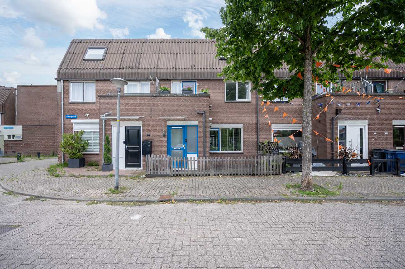 Huis Overgouw 97 in Almere