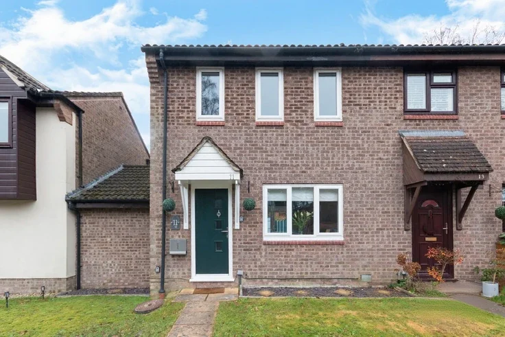 House Mendip Road in Winkfield