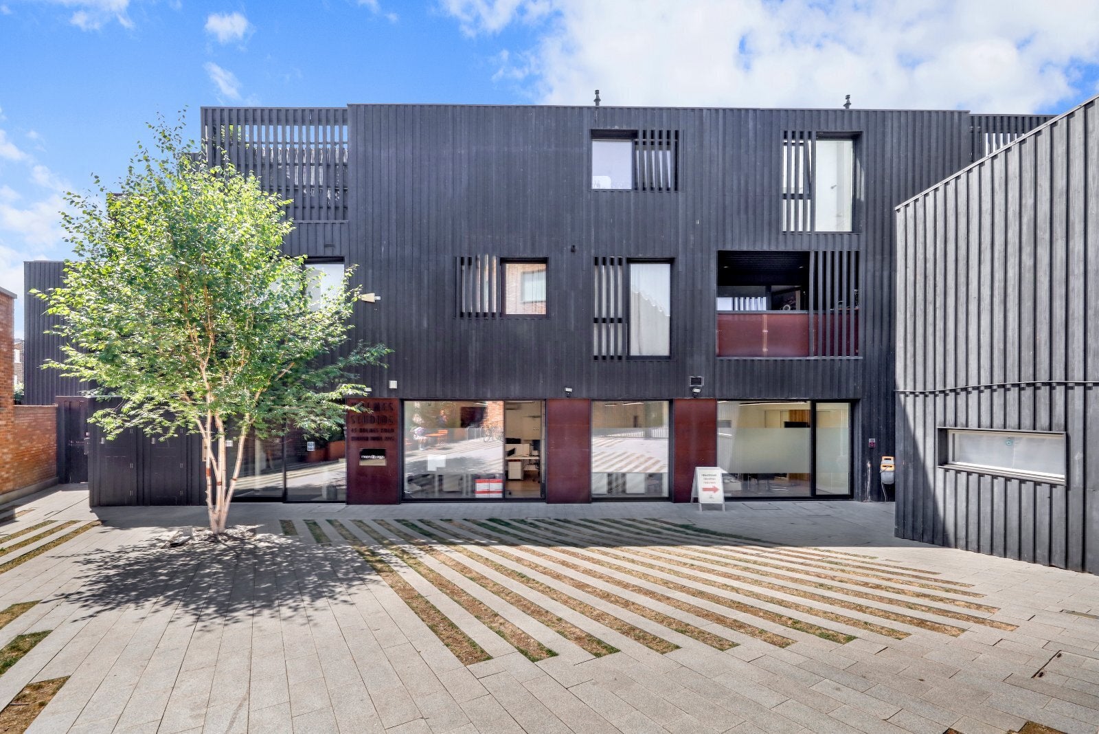 Flat Holmes Road in Greater London