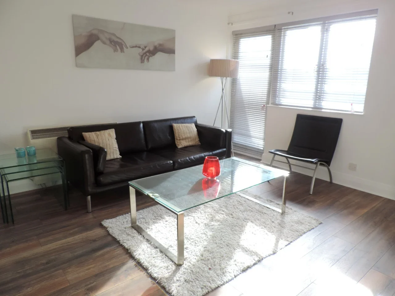 Flat Heron Place in Greater London