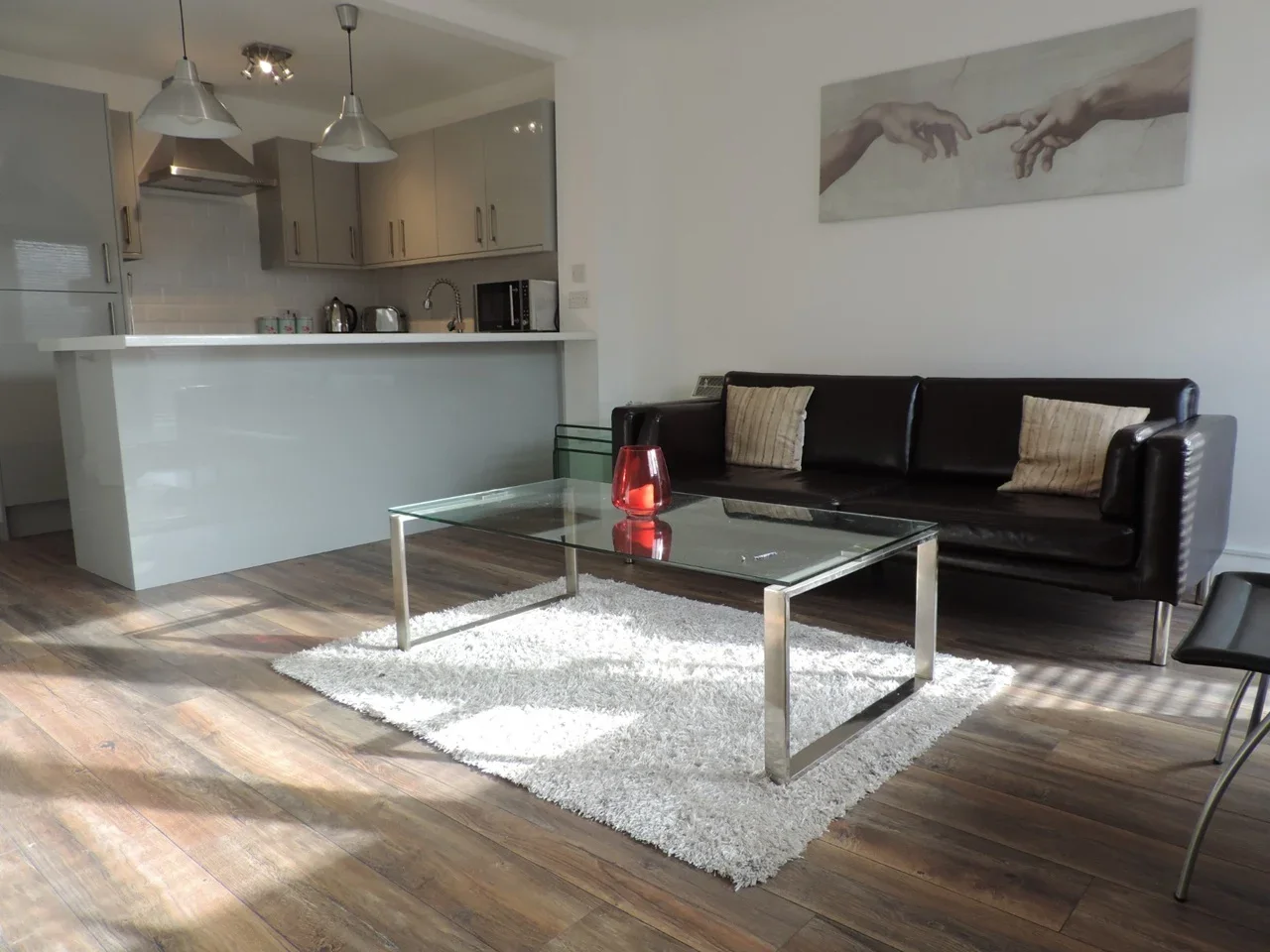 Flat Heron Place in Greater London