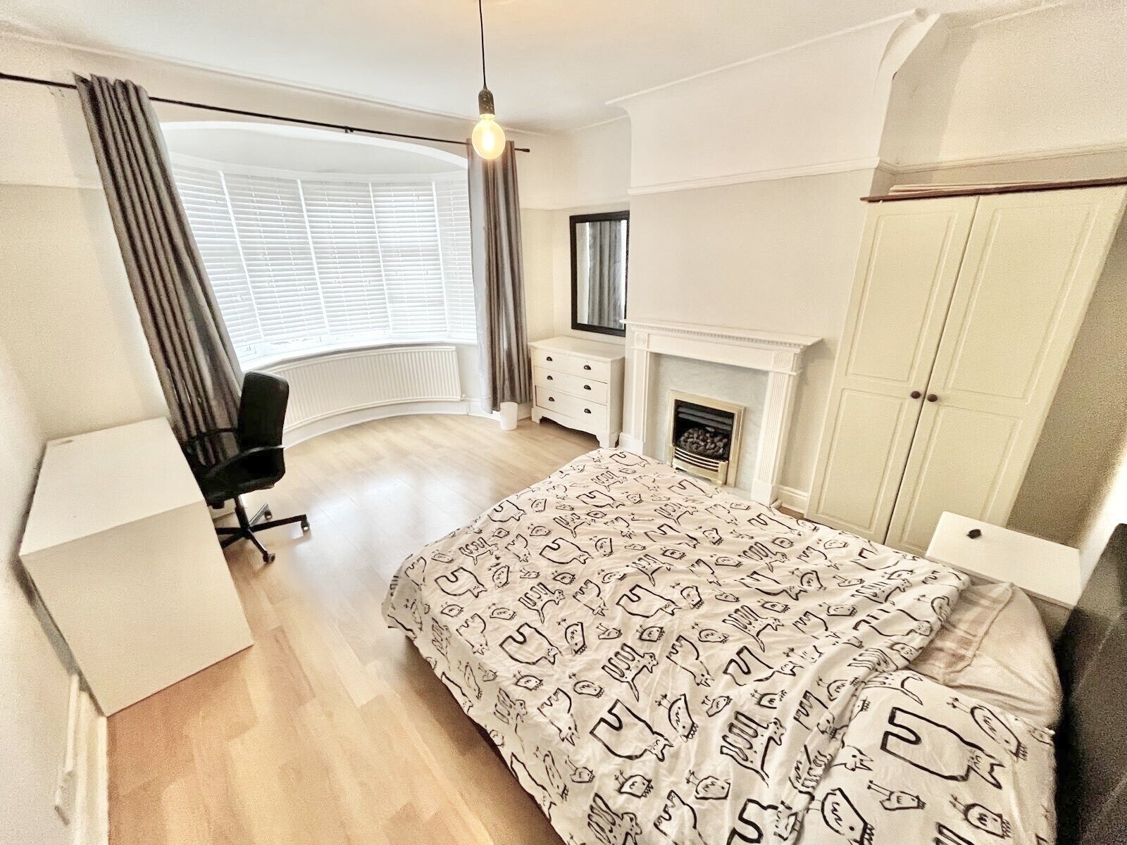 Room Rutland Avenue in Southend-on-Sea