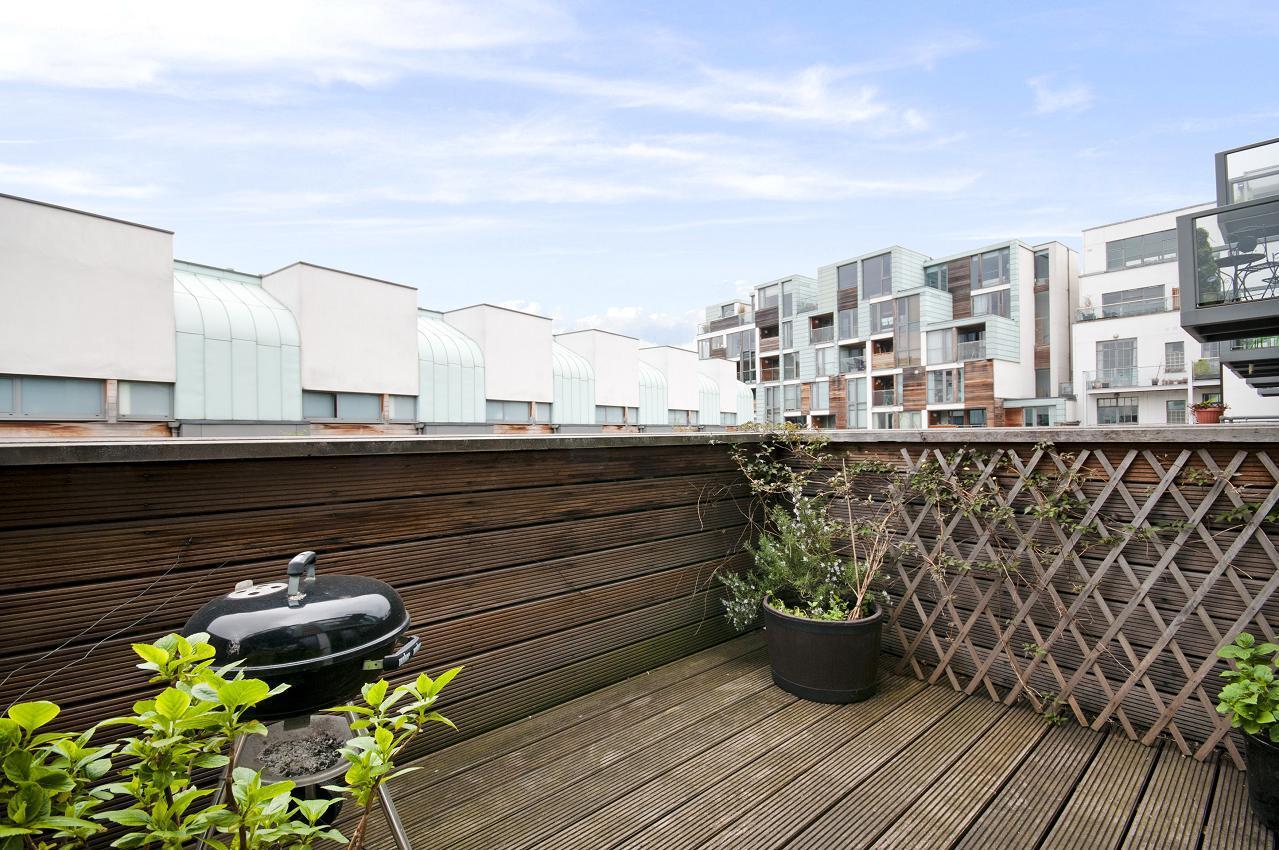 Flat Richmond Grove in Greater London