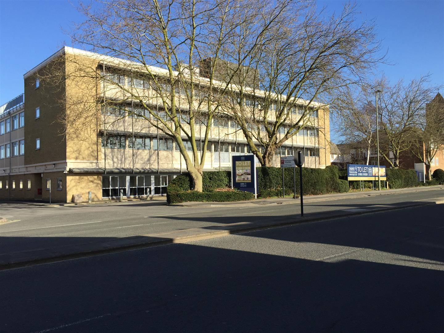 Flat Between Towns Road in Oxford