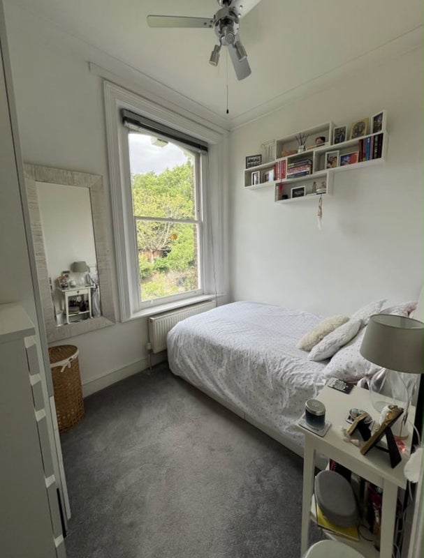 Room Anerley Park Road in Greater London