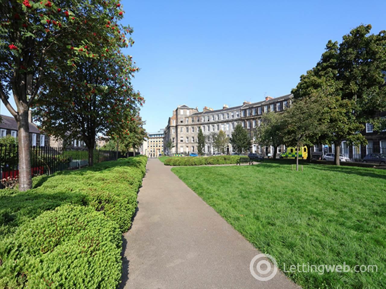 Flat Gardner's Crescent in City of Edinburgh