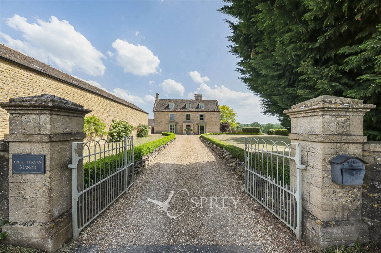 House Glapthorn Road in Oundle