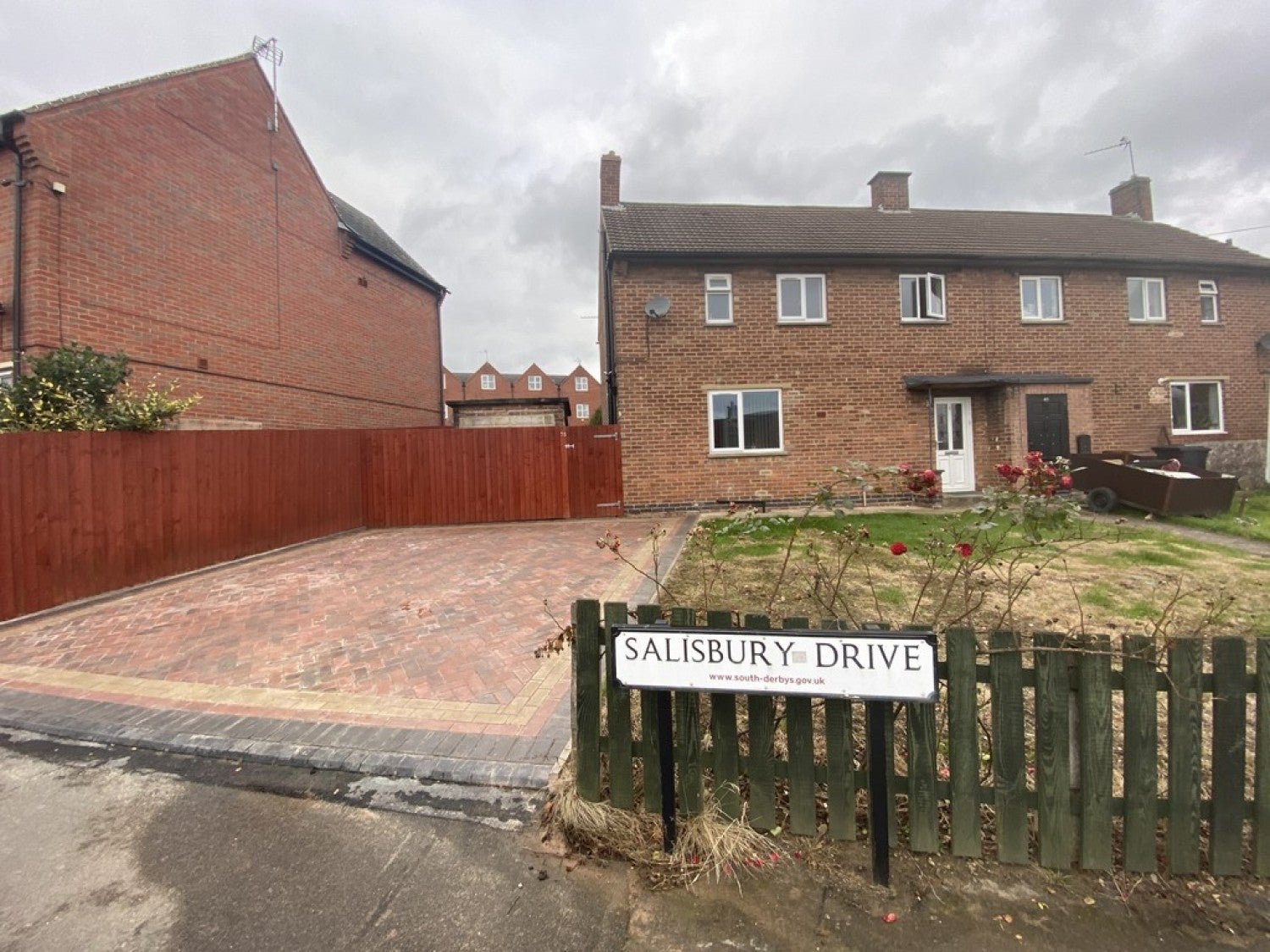 House Salisbury Drive in South Derbyshire