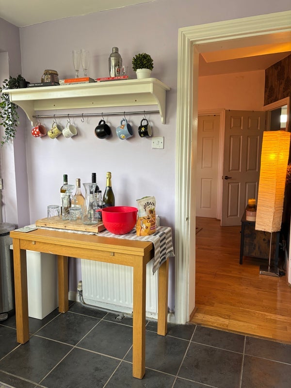 Room Leggatt Road in Greater London