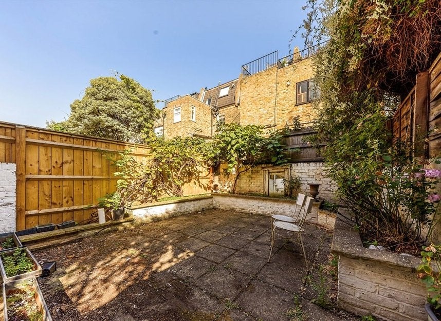 House Reporton Road in Greater London