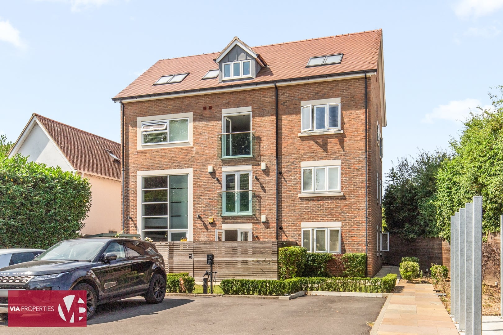 Flat Nazeing New Road in Epping Forest