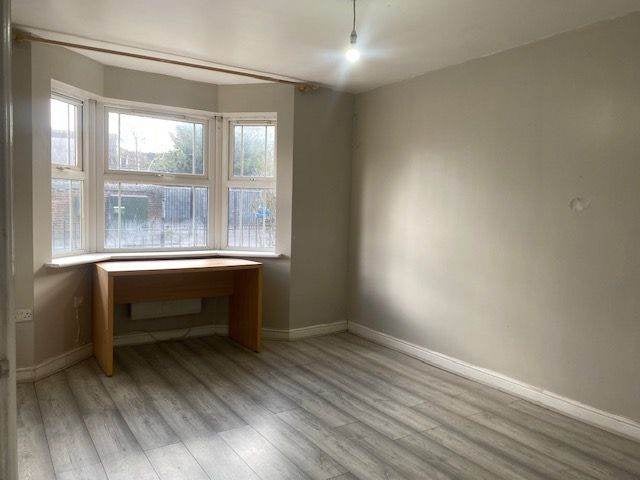 Flat Strathmore Avenue in Luton