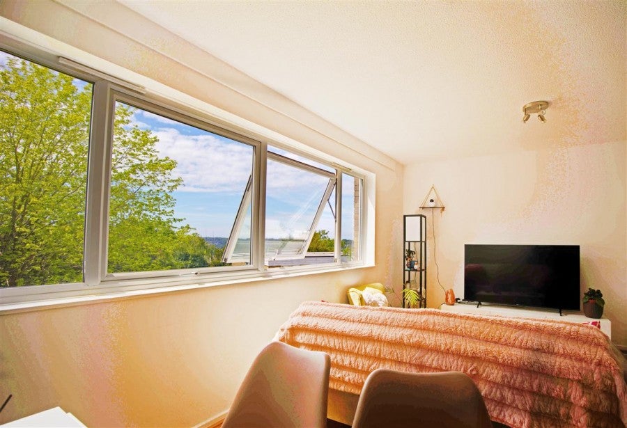 Flat Reddington Close in Greater London