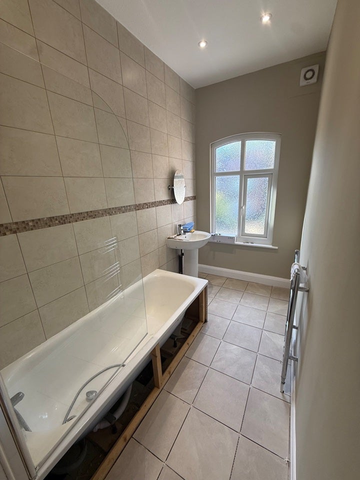Flat Tannsfeld Road in Greater London