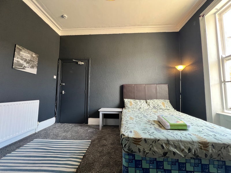 Room Azalea Terrace North in Sunderland