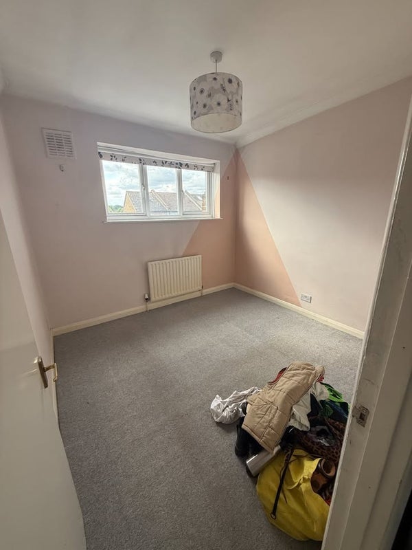 Flat Brockley Road in Greater London