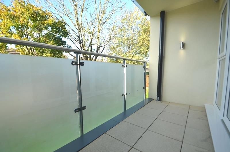 Flat Walsham Court in Derby