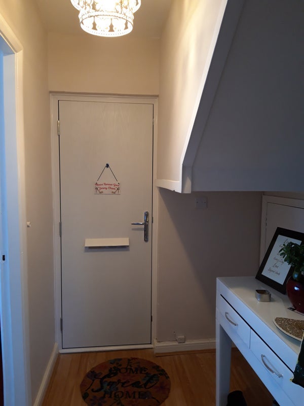 Room Meadow Court in Billericay