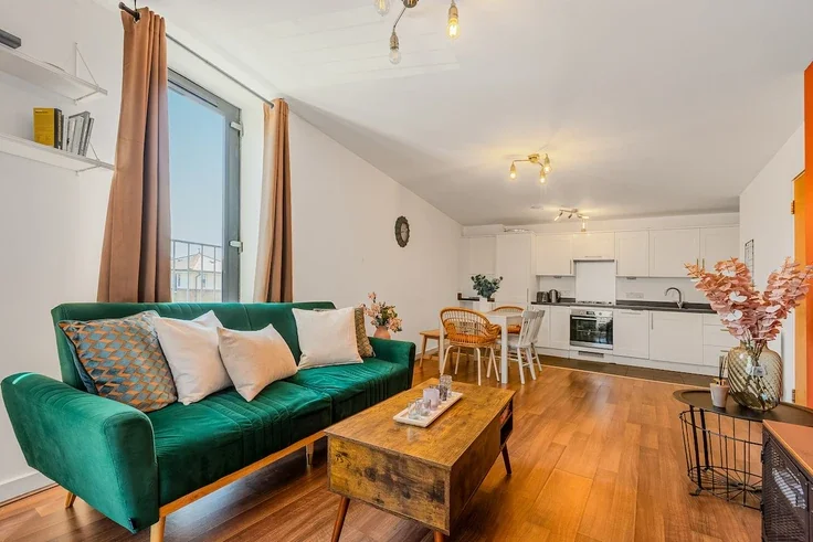 Flat Evelyn Street in Greater London