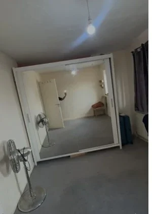 Room Saint Johns Road in Slough