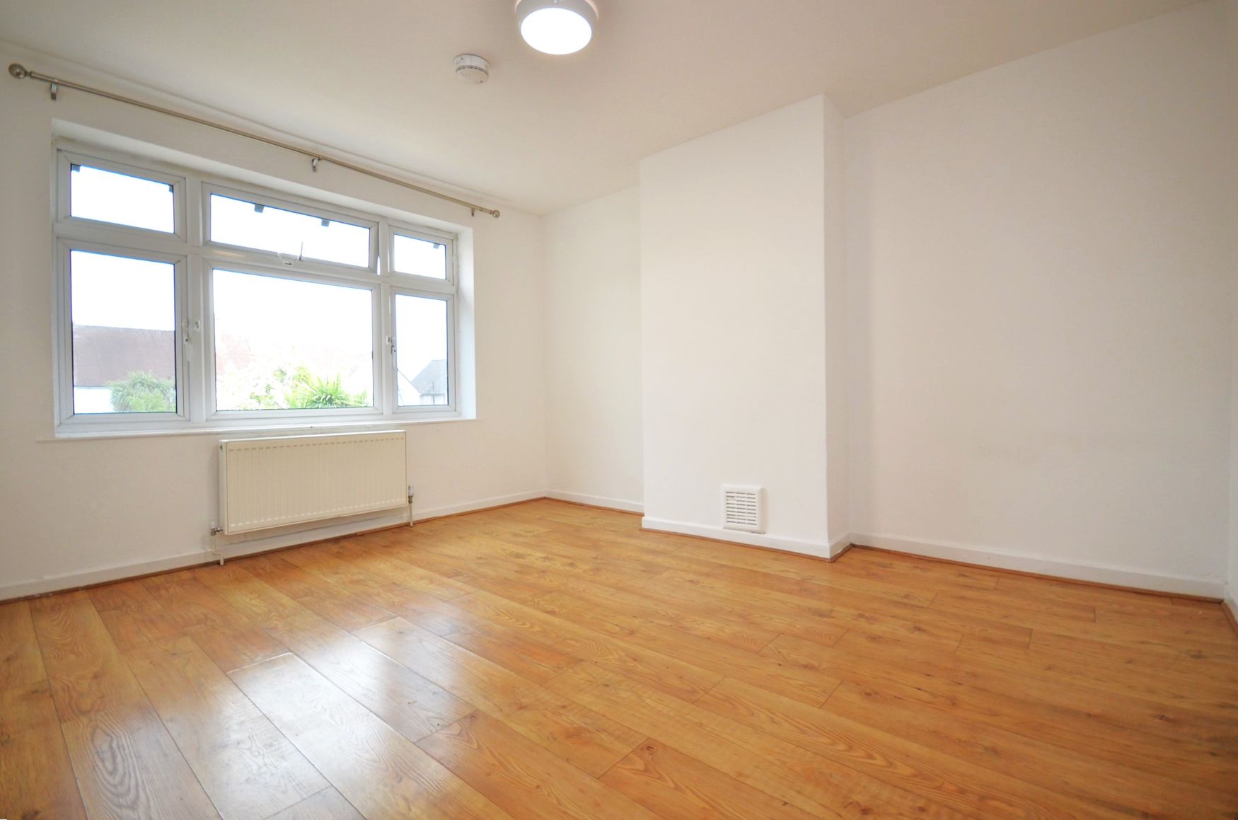House Olive Road in Greater London