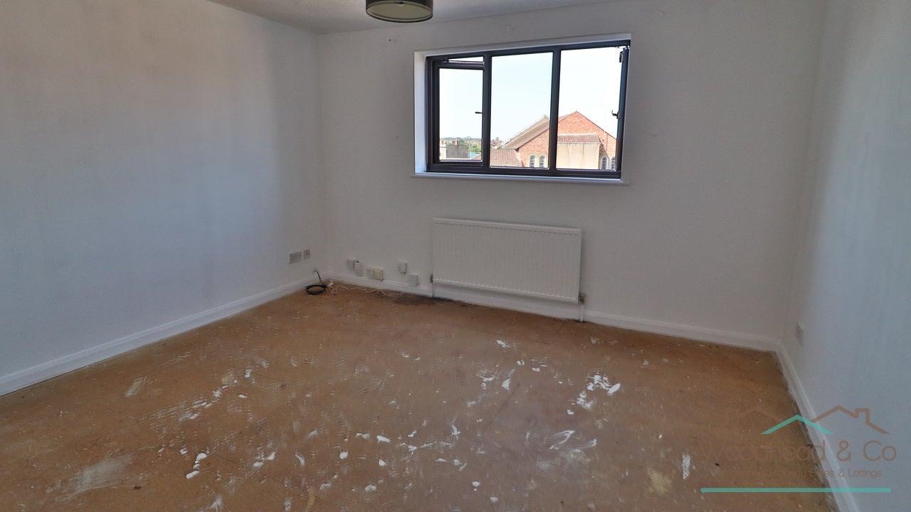 Flat Rectory Road in Rushden
