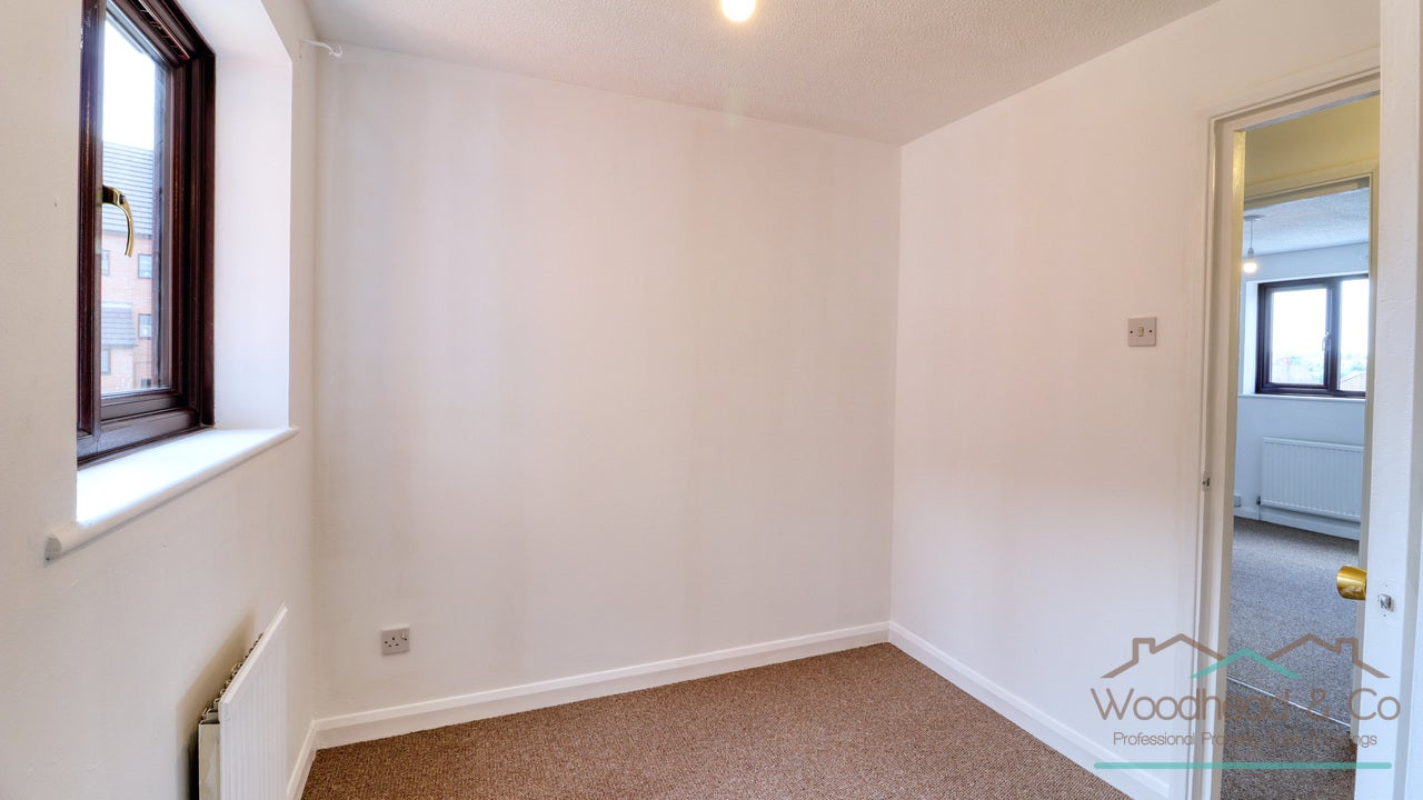 Flat Rectory Road in Rushden