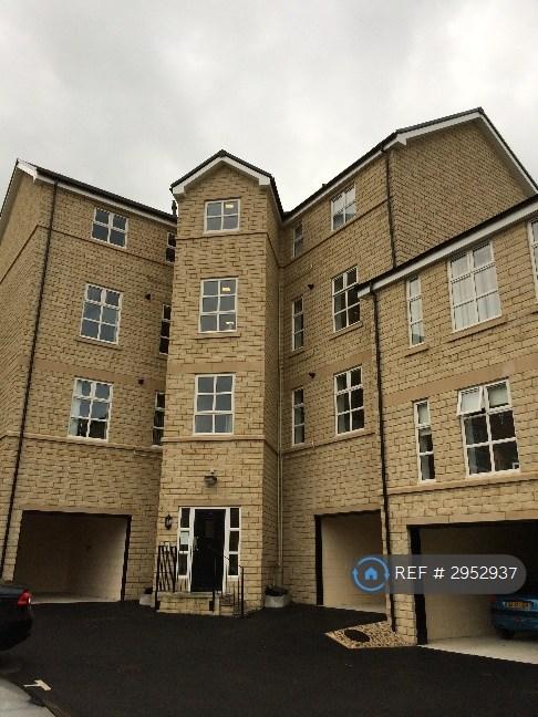 Flat Woodsley Fold in Bradford
