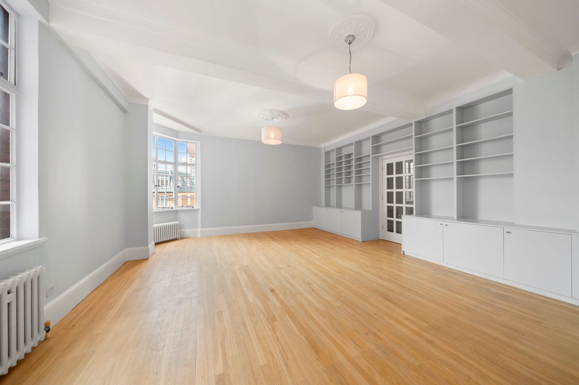 Flat Seymour Place in City of Westminster