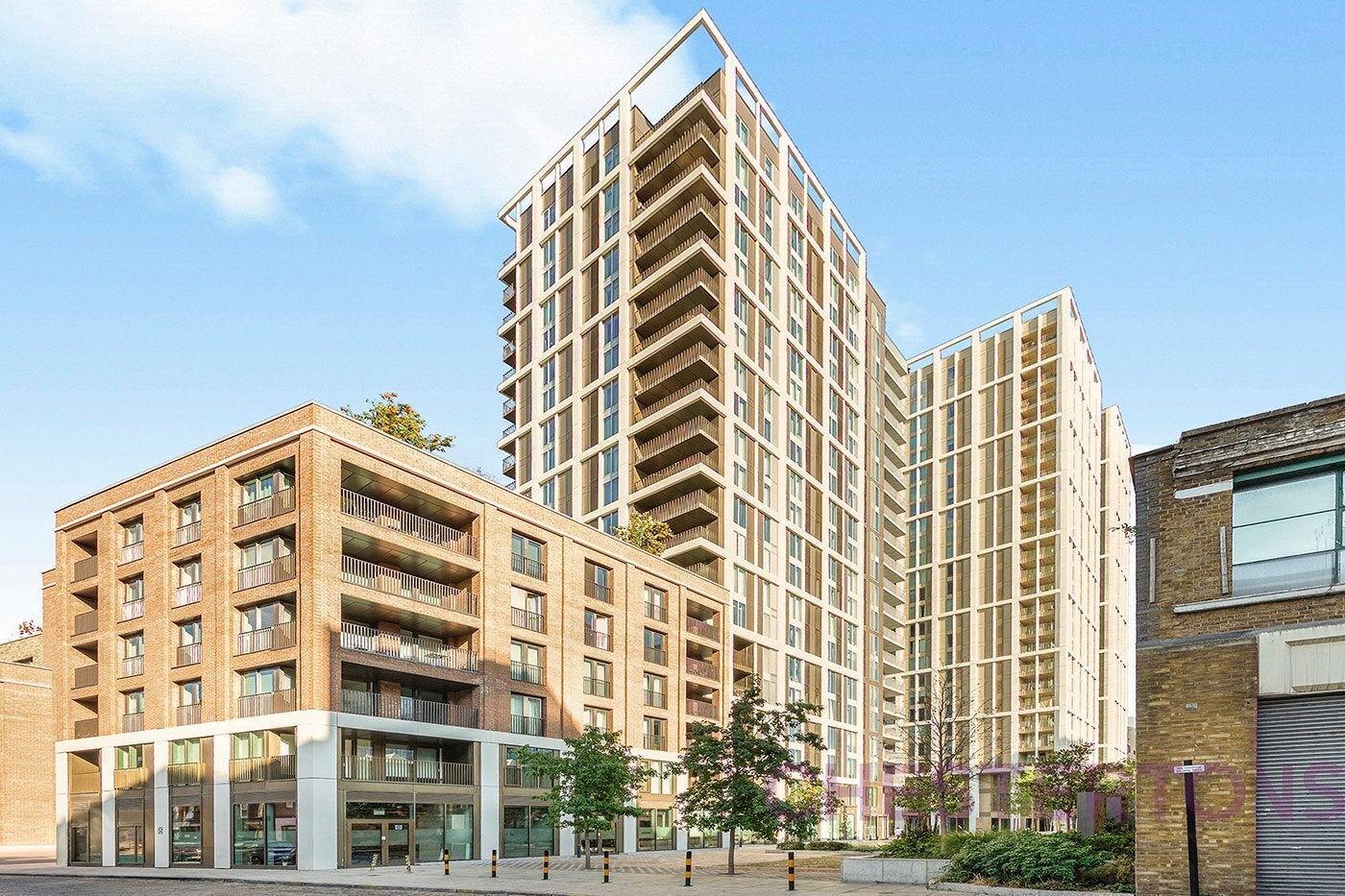 Flat Raven Row in Greater London