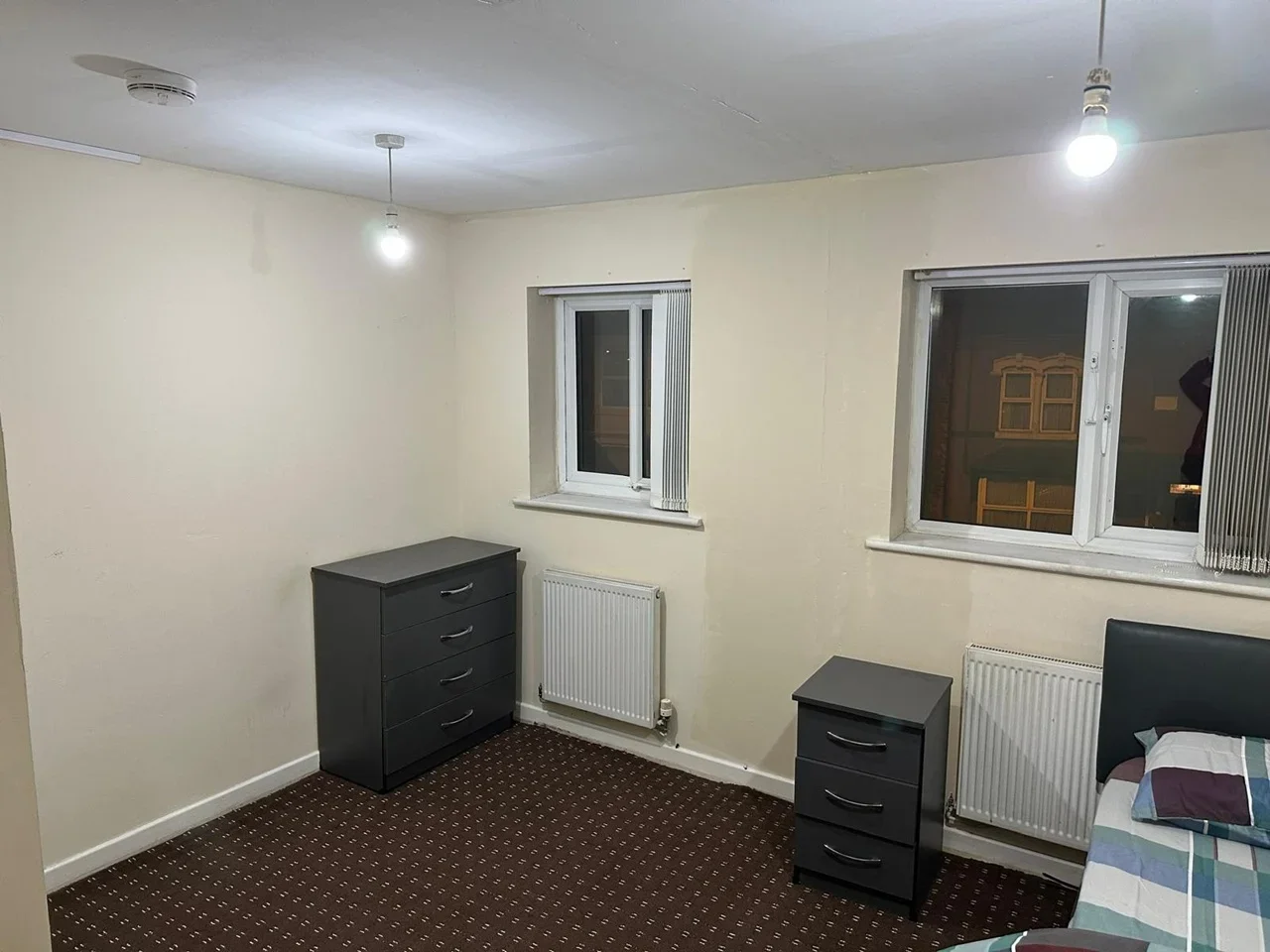 Room Highfield Road in Birmingham