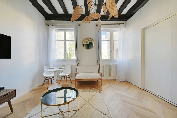 Appartement Rue des Rosiers à Paris