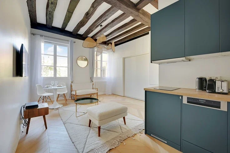 Appartement Rue des Rosiers à Paris