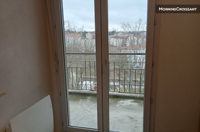 Chambre Rue du Mont à Saint-Étienne