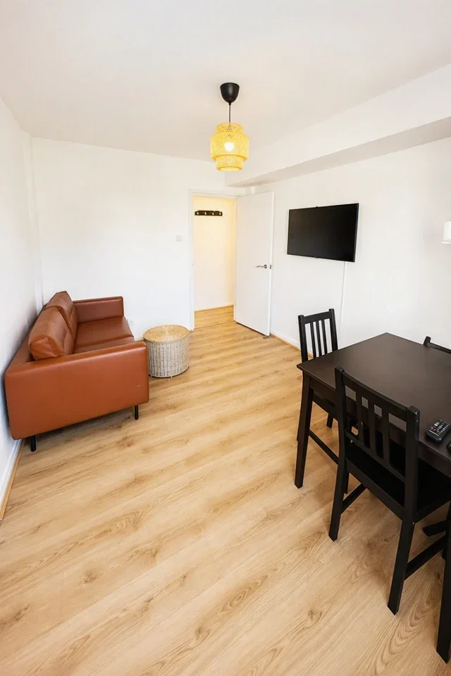 Flat Sweyn Place in Greater London