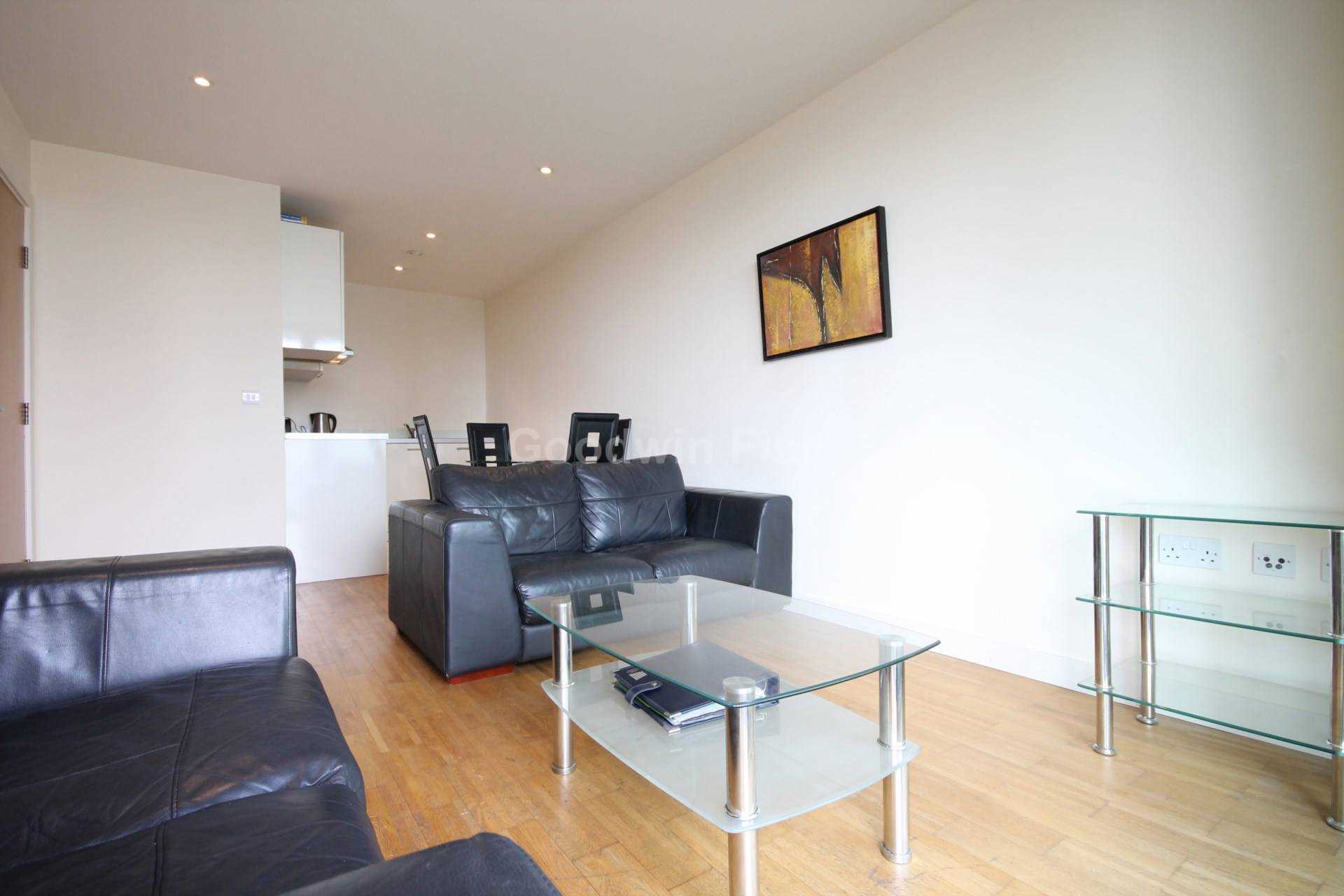 Flat Kelso Place in Manchester