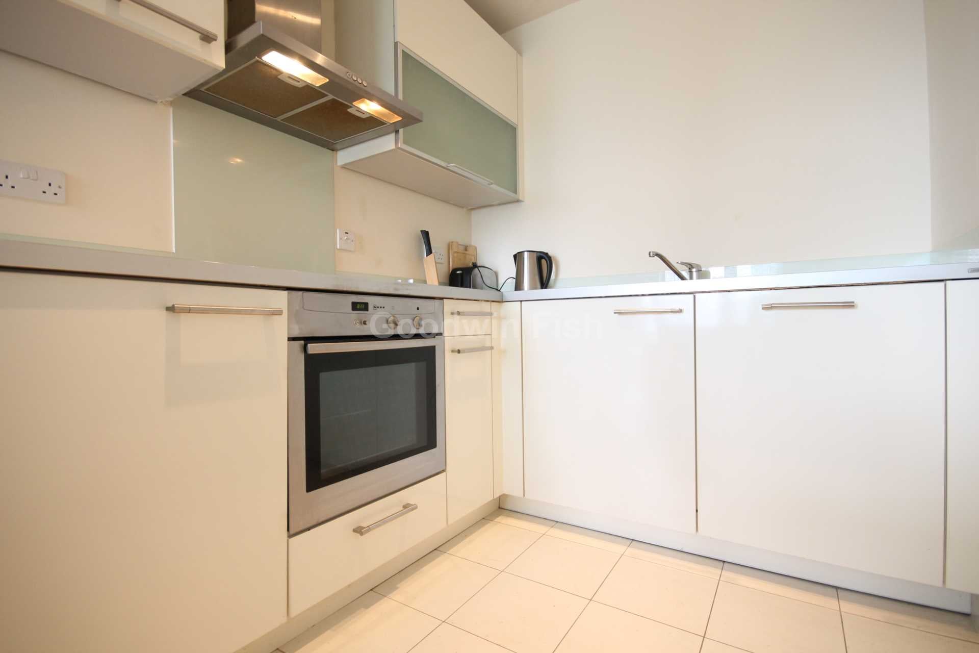 Flat Kelso Place in Manchester