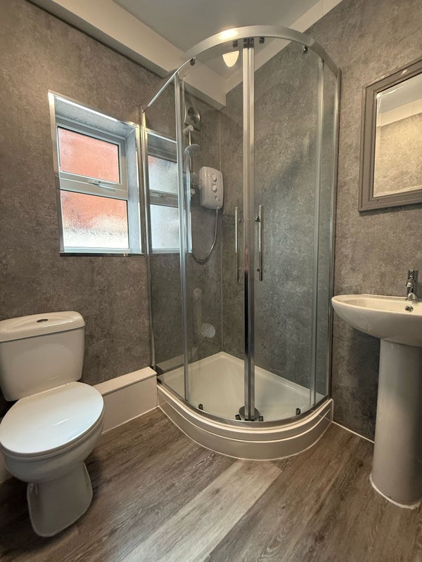 Room Alexandra Road in Stafford