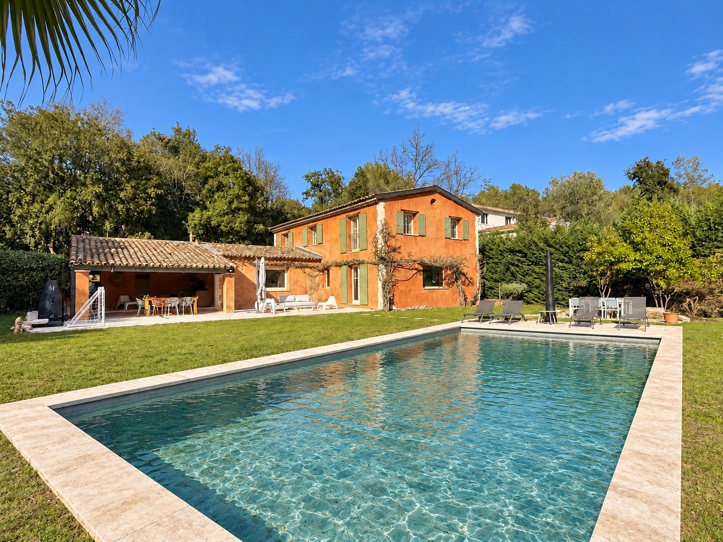 Maison Chemin de la Basse Ferme à Roquefort-les-Pins