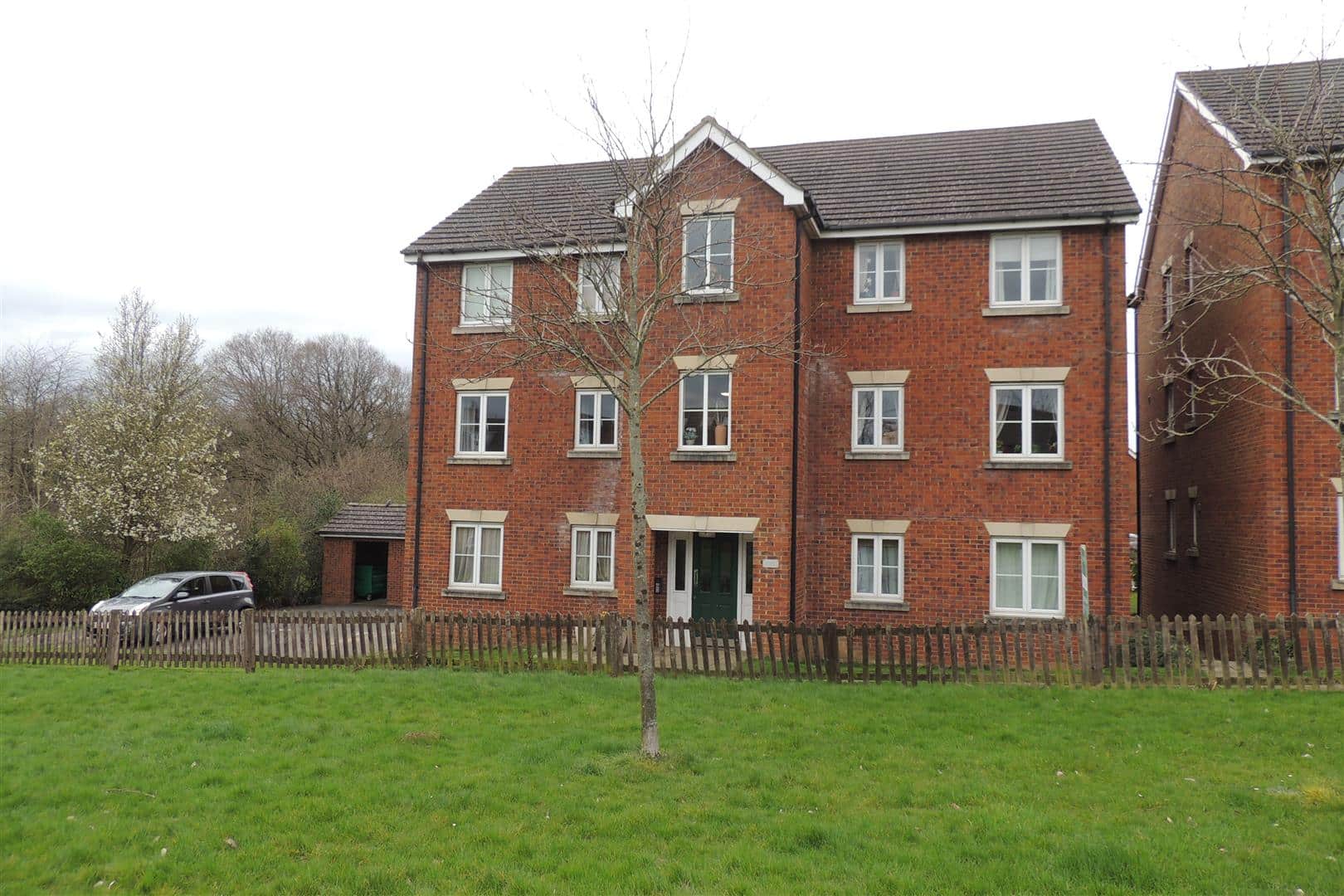 Flat Plough Close in Daventry