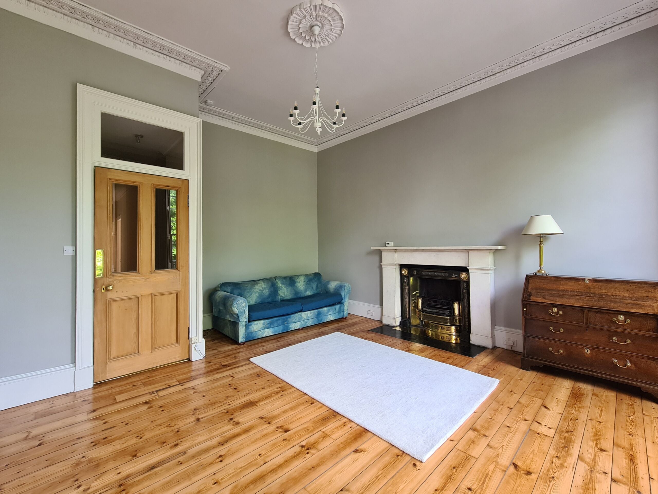 Flat Fettes Row in City of Edinburgh