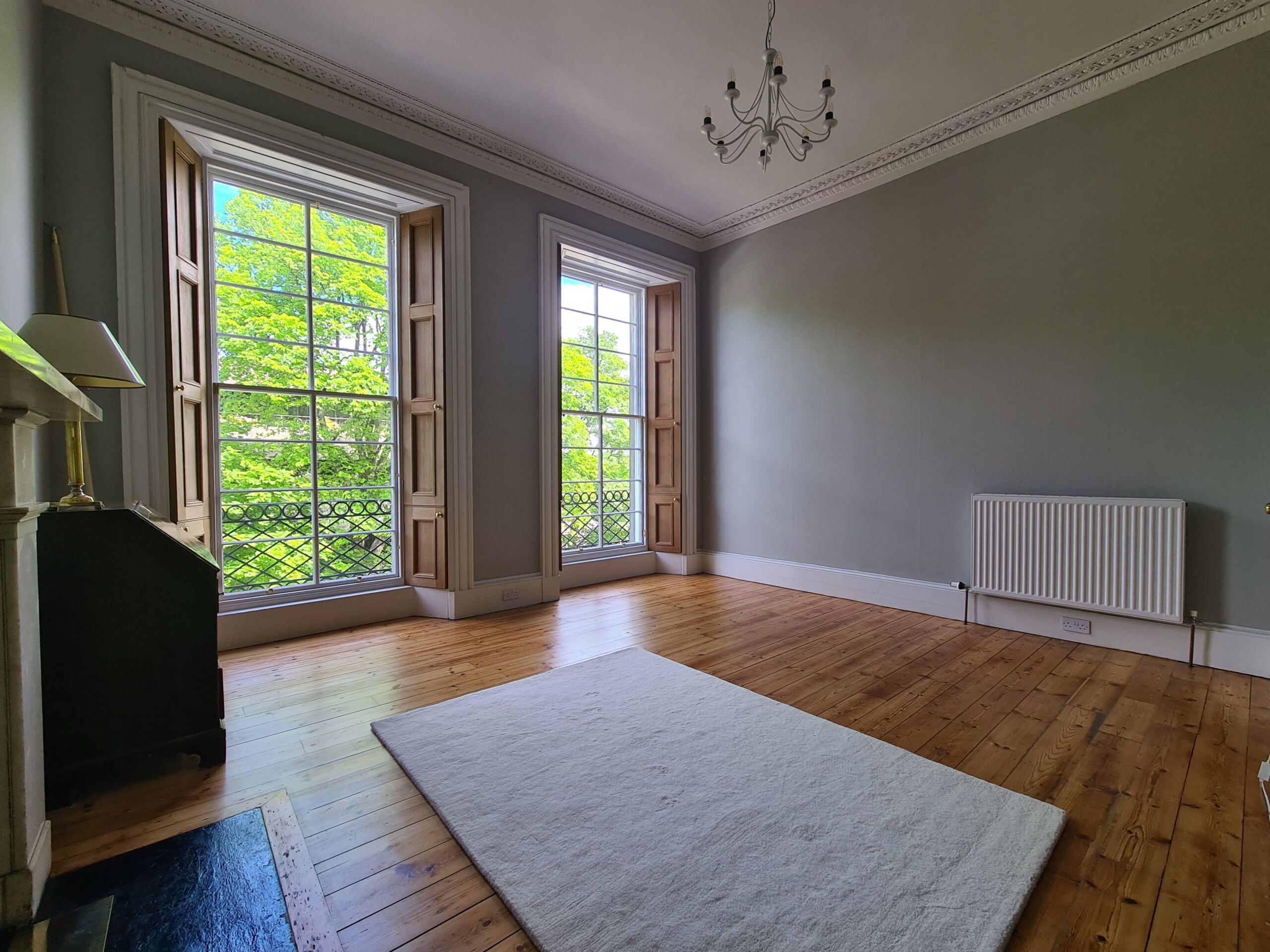 Flat Fettes Row in City of Edinburgh