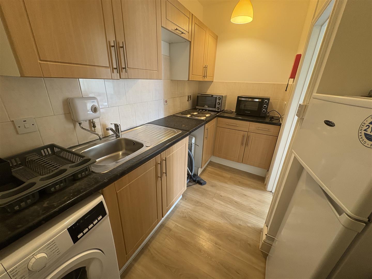 Flat West End Lane in Greater London